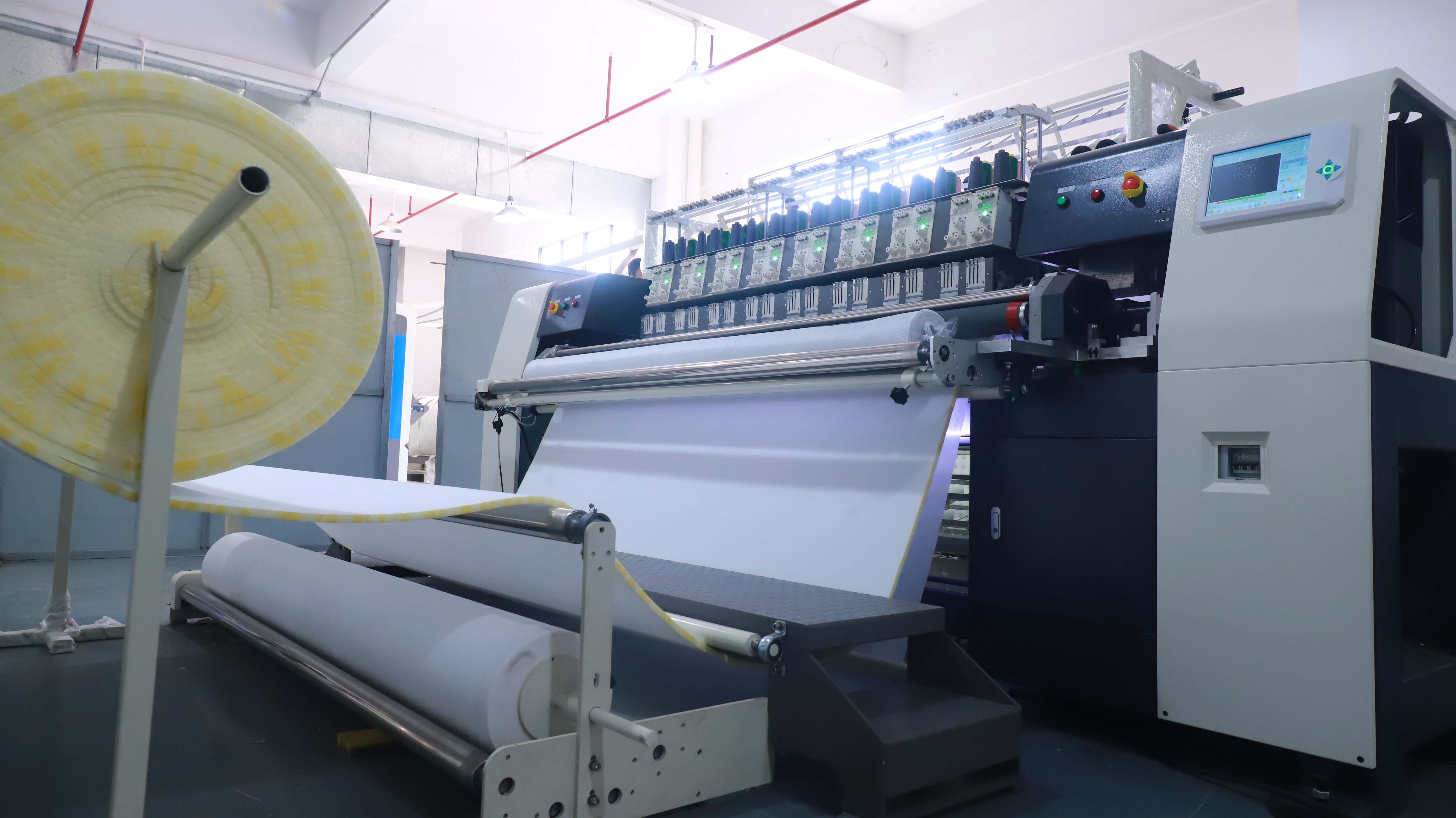 Mesin Quilting Perbatasan Multi-fungsi Otomatis HLD-WT2